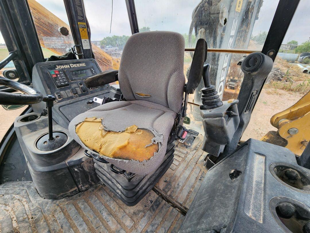 2013 John Deere 410K Loader