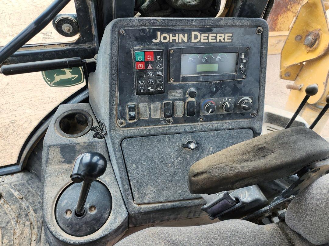 2013 John Deere 410K Loader