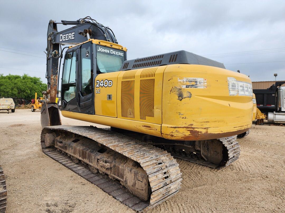 2008 John Deere 240D Excavator