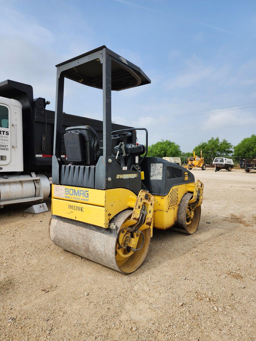 Bomag BW 120AD Vibratory Roller 48" O.D; (No Tag)