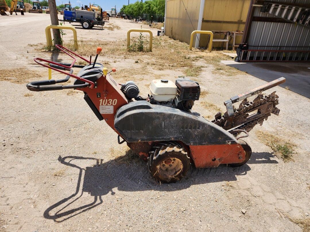 Ditch Witch  Trencher W/ Honda 13.0 GX390 Motor (No Tag)