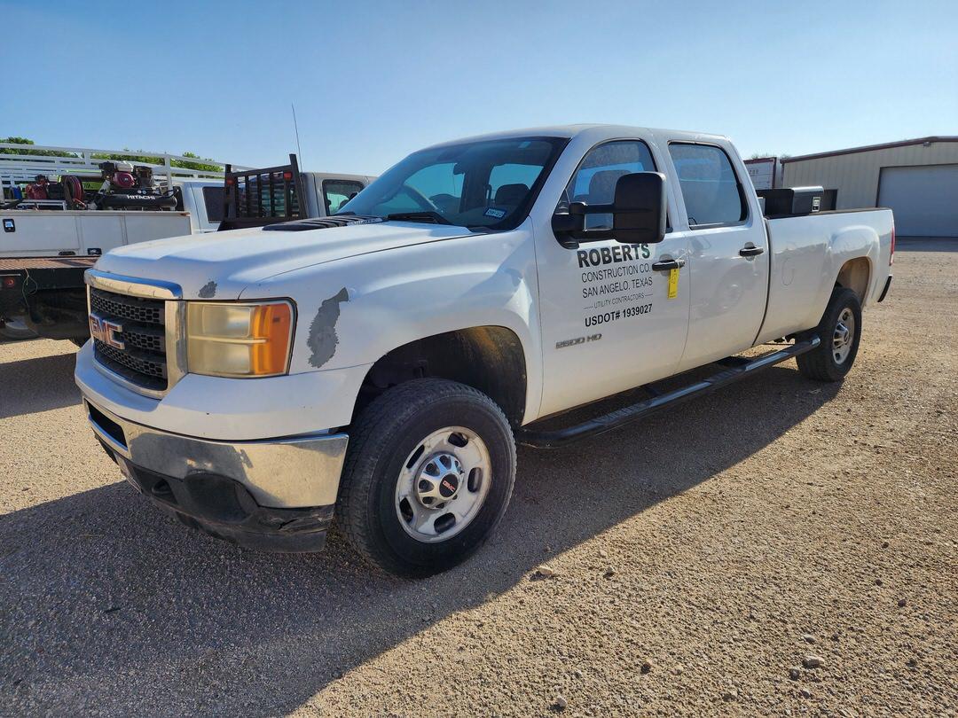 2010 GMC Sierra Truck (Gasoline) Mileage: 212,114 ; Vin: 1GT11ZCGBF103213;