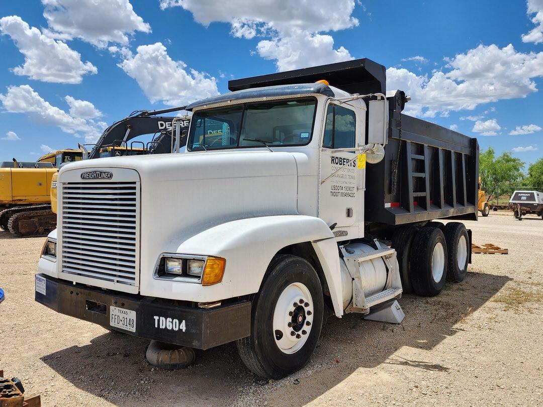 1995 Freightliner  Dump Truck (Diesel) TX Plate: FFD-3148; Vin: 1FUYDCYB5TH