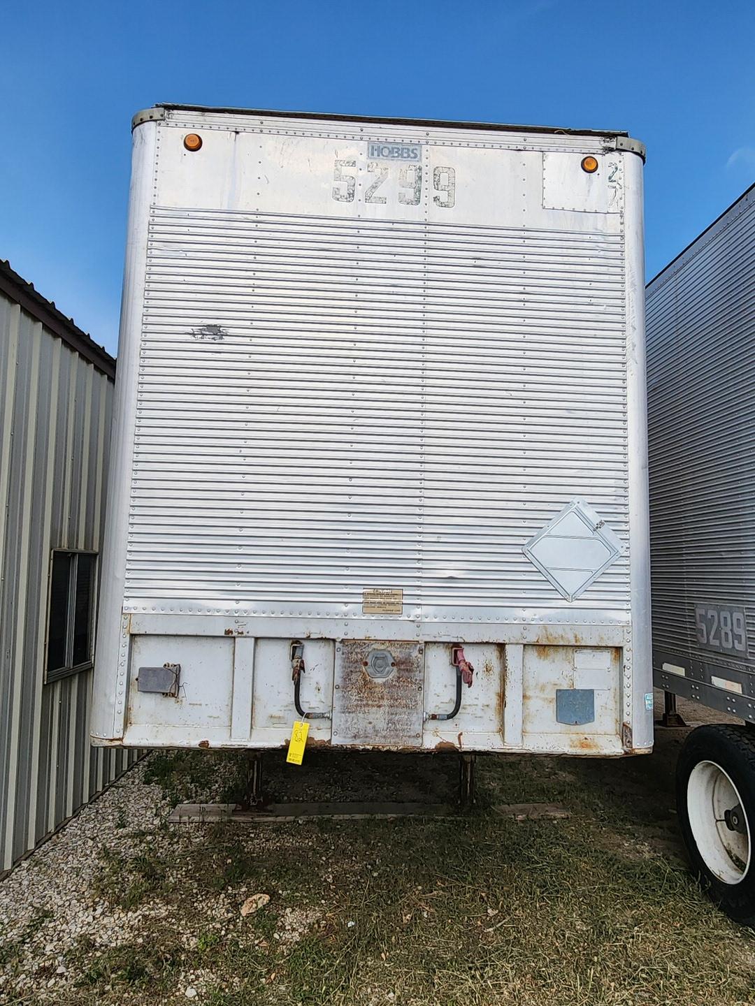 Hobbs AD9-8001-27 Trailer W/ Contents 25'L x 7'6"W Approx; TX Plate: W56-59