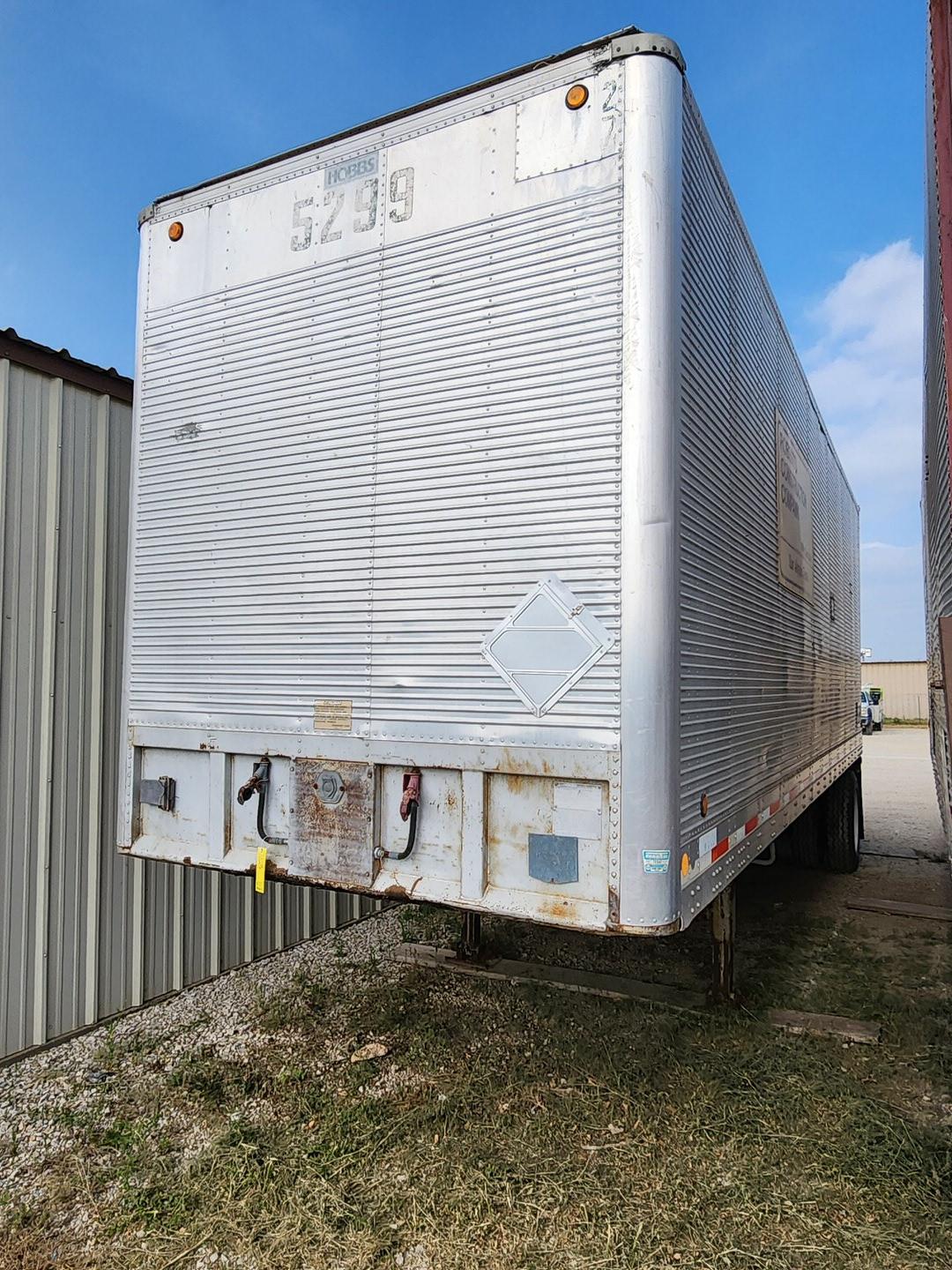 Hobbs AD9-8001-27 Trailer W/ Contents 25'L x 7'6"W Approx; TX Plate: W56-59