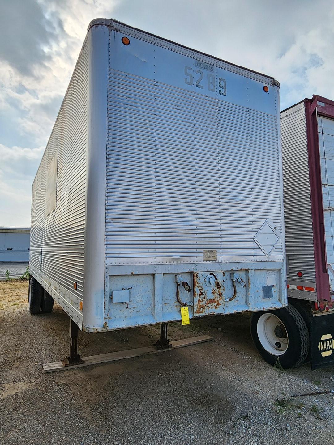 Hobbs AD9-8001-27 Trailer W/ Contents 25'L x 7'6"W Approx.; TX Plate: W06-5