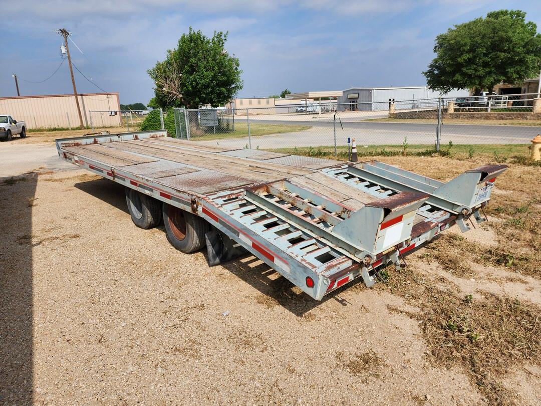 Interstate 20DT Flatbed Trailer 19'L Bed x 8'W (24'L Overall As Shown In Pi