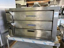 Bakers Pride Mdl. GP 61 Countertop Gas Double Deck Pizza Oven