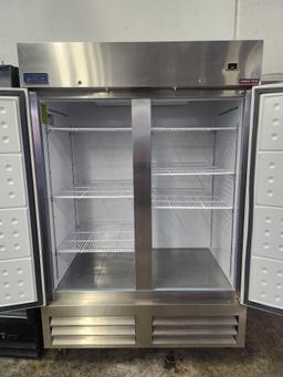 Arctic Air 2 Door Refrigerator