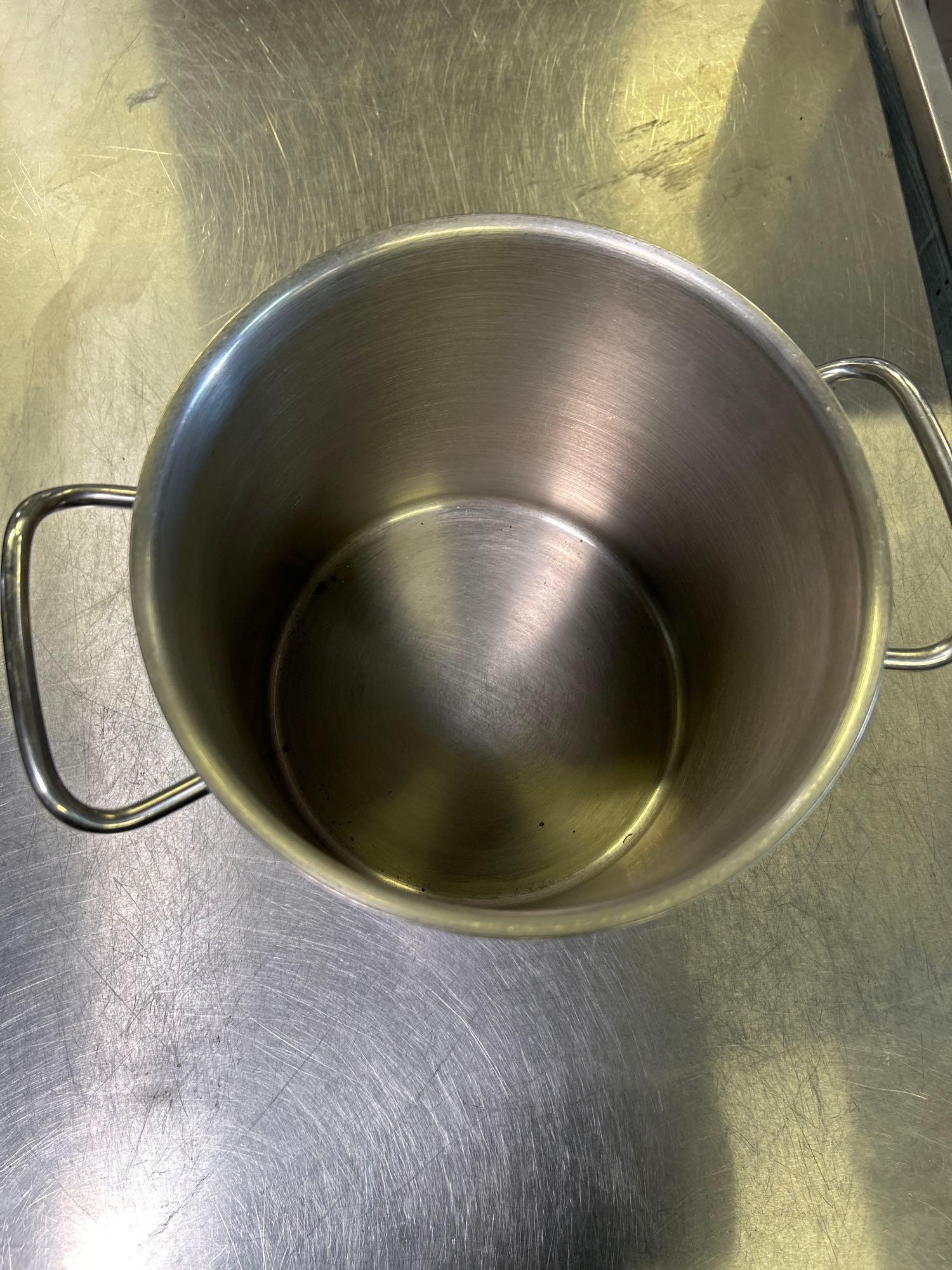 Lot of 3 Assorted Size Stainless Steel Stock Pots