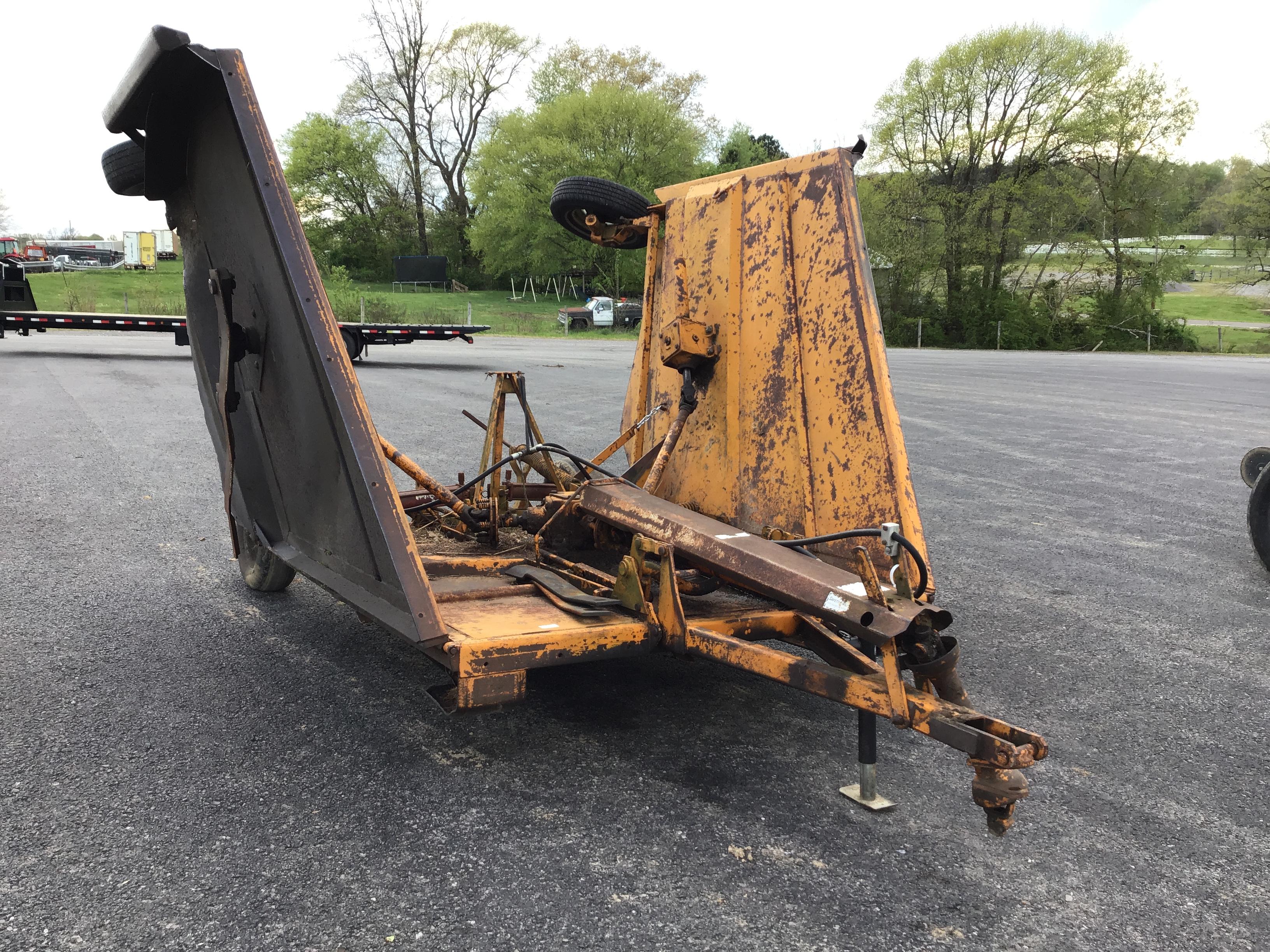 18FT WOODS BATWING BUSHOG (540 RPM) LOCAL FARM SALEOUT