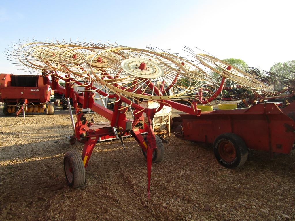 10 WHEEL FARM KING SPEED RAKE