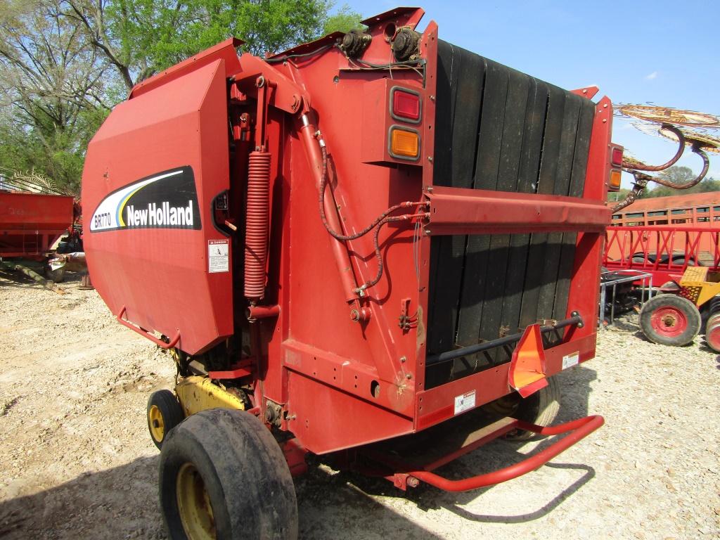 BR770A NEW HOLLAND HAY ROLLER