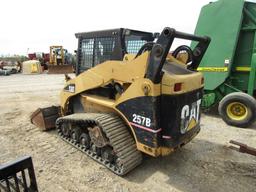 257B CATERPILLAR SKID STEER