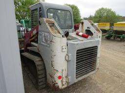 TL10 TAKEUCHI SKID STEER