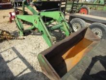 148 JOHN DEERE LOADER W/ BRACKETS