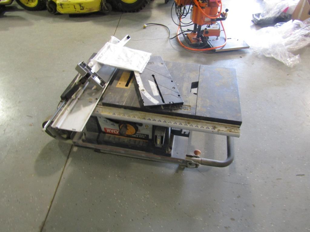 RYOBI MOBILE TABLE SAW