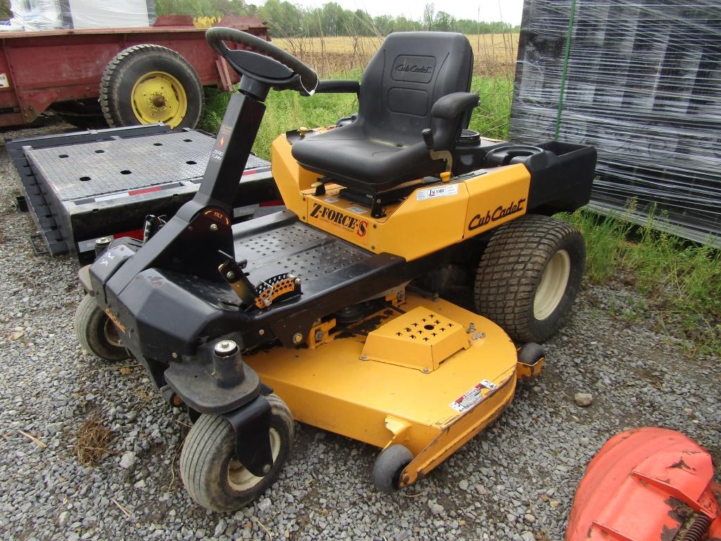 CUB CADET ZERO TURN MOWER