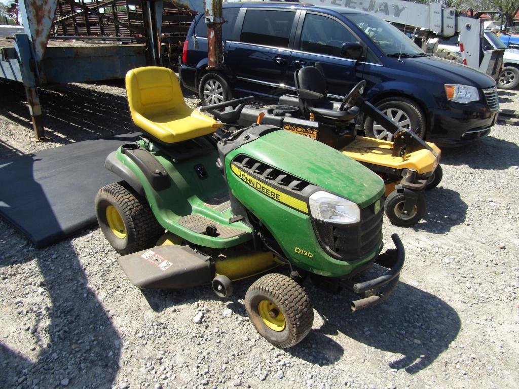 D130 JD LAWN MOWER