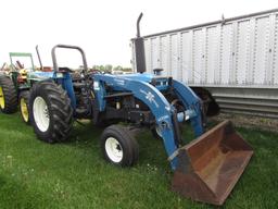 5610 NEW HOLLAND TRACTOR W/ LOADER