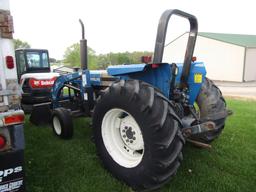 5610 NEW HOLLAND TRACTOR W/ LOADER