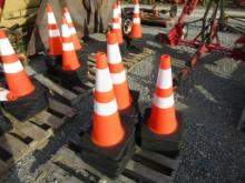 (25) NEW SAFETY CONES