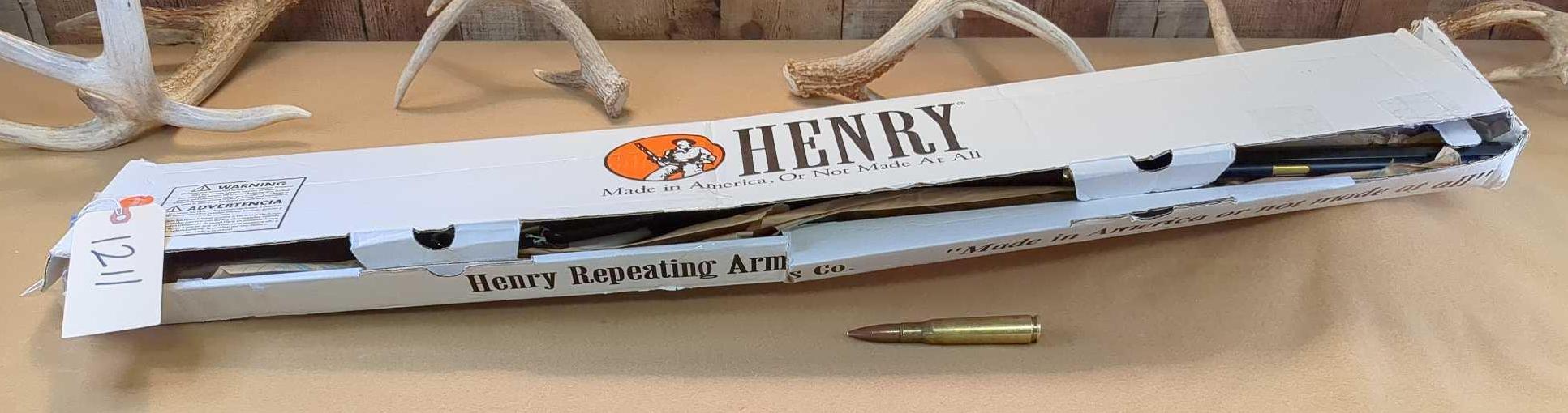 HENRY REPEATING ARMS CO. MODEL H004AF AMERICAN FARMER - GOLDEN BOY .22 LR LEVER ACTION RIFLE
