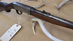 REMINGTON MODEL 24 .22 SHORT ONLY SEMI AUTO GALLERY GUN