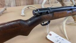 WINCHESTER MODEL 74 .22 S., L., LR SEMI AUTO RIFLE