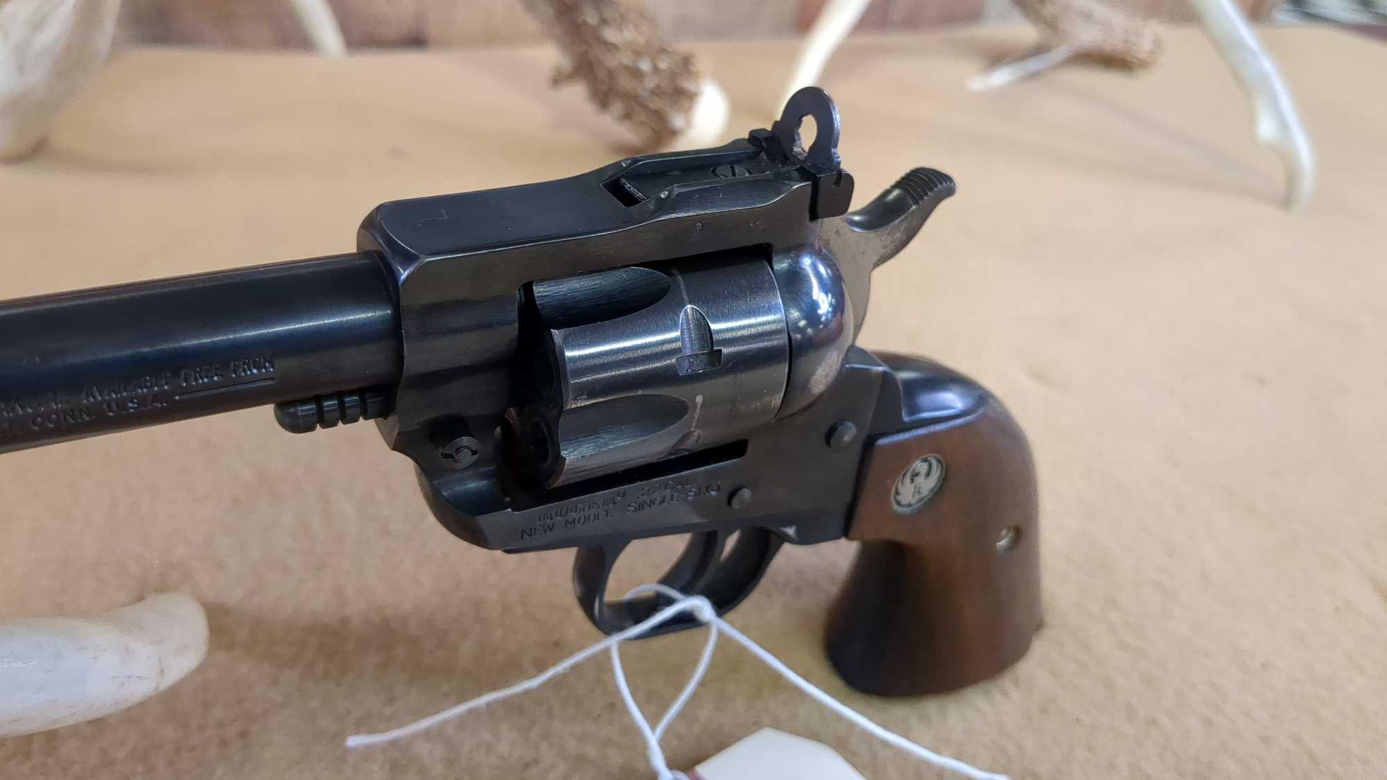 RUGER NEW MODEL SINGLE SIX .22 CAL REVOLVER