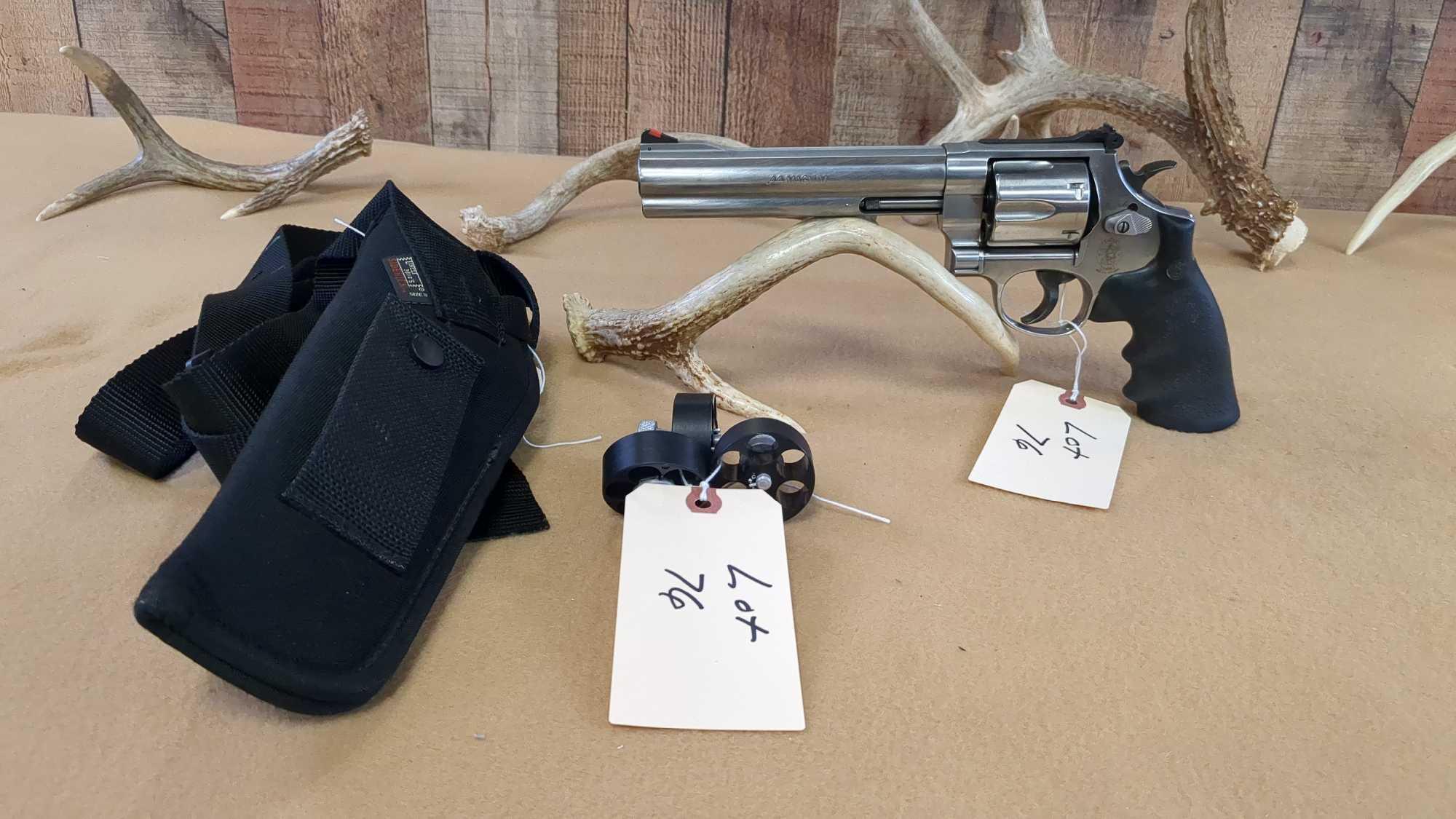 SMITH & WESSON MODEL 629-6 CLASSIC .44 MAG REVOLVER