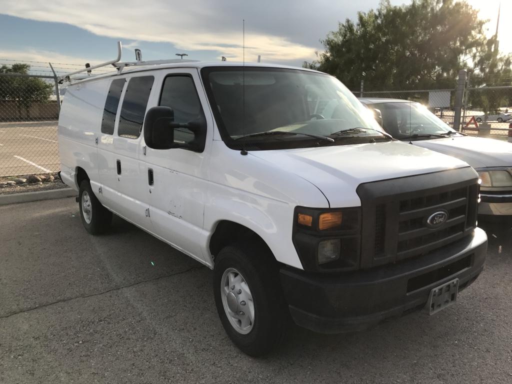 2008 Ford Cargo Van E-350