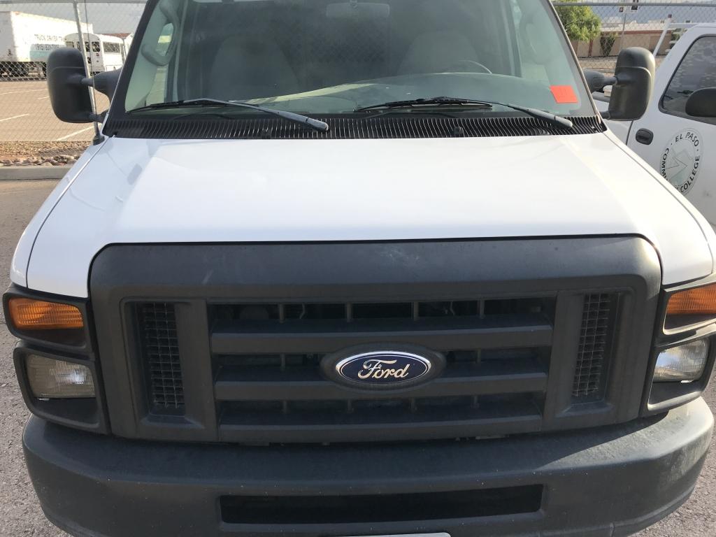 2008 Ford Cargo Van E-350