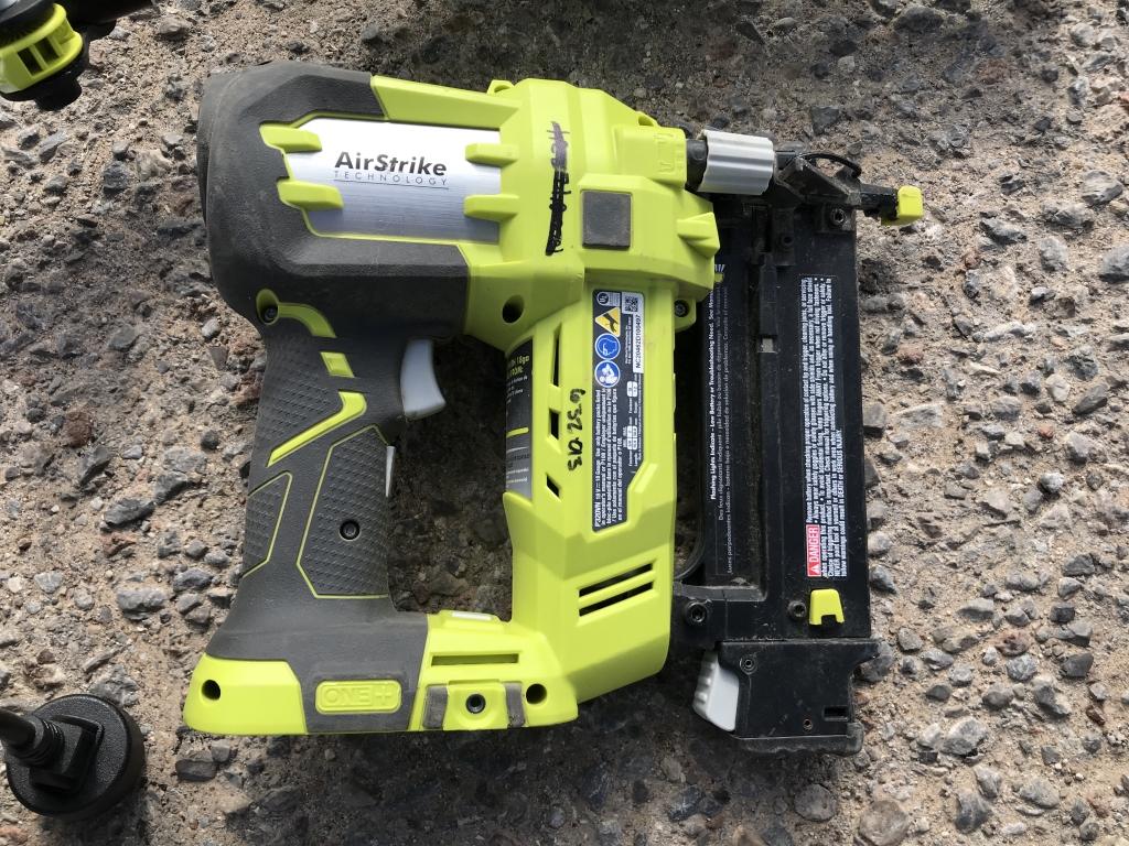 (3)pc Ryobi - Trimmer, Nailer, Blower