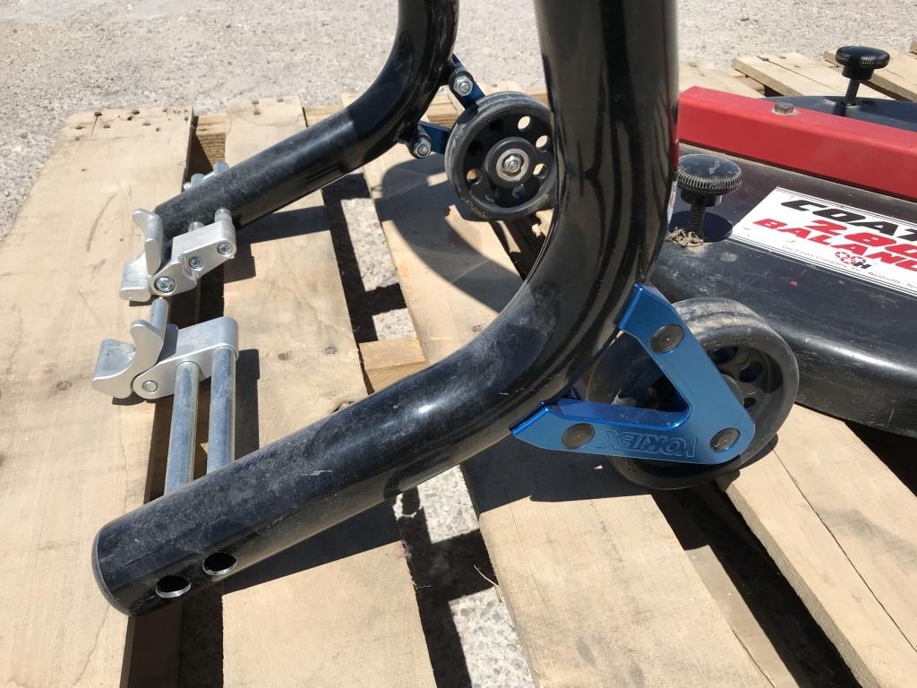 Coats Tire Balancing Equipment