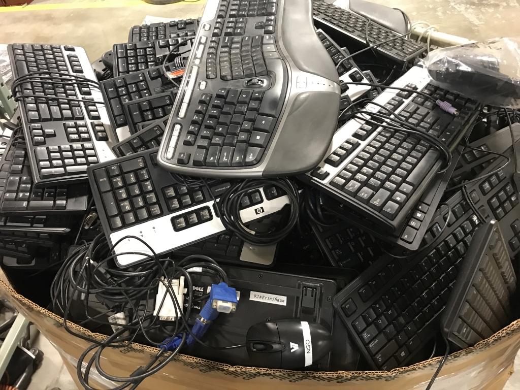 College Surplus Electronics - Box of Keyboards ETC