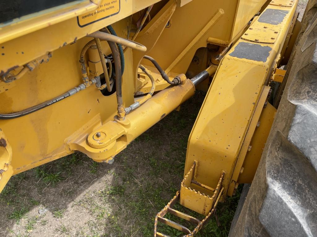 John Deere 770 B-H Motor Grader w/Ripper