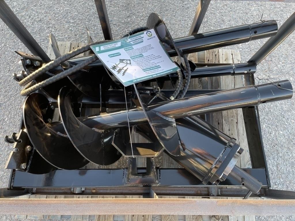 UNUSED Hydraulic Skid-Steer Black Auger w/ 3 Bits