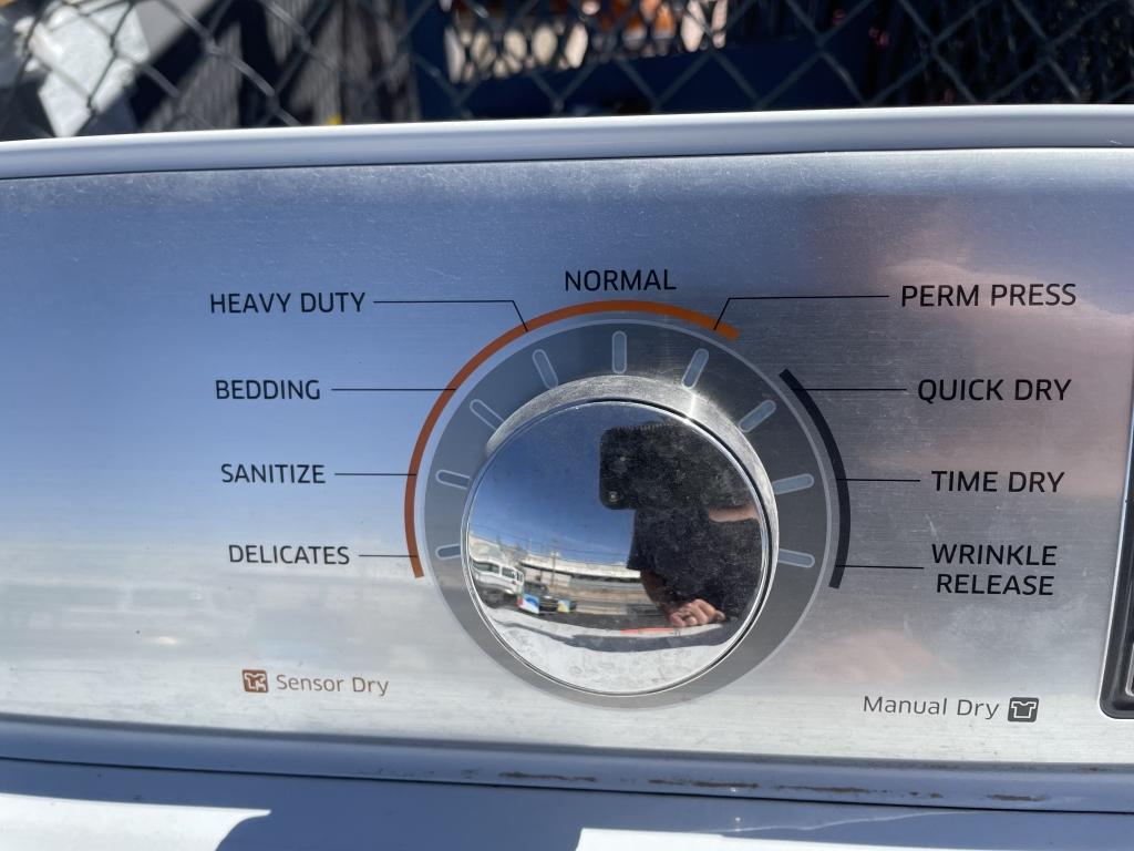 School Surplus - Samsung Dryer