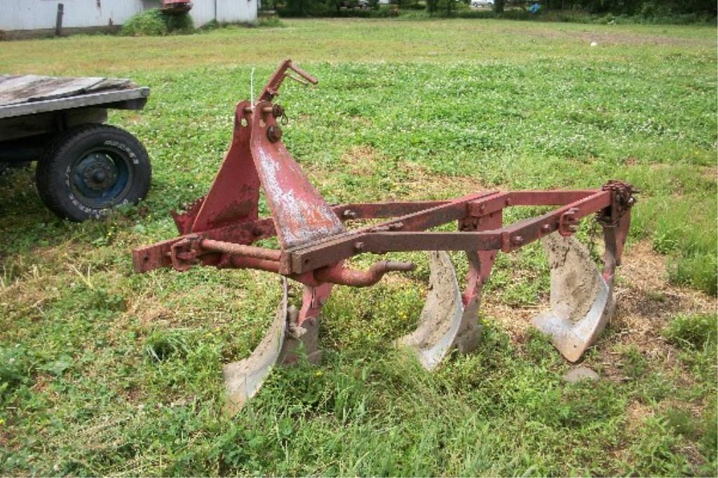 Ferguson 3-bottom Plow