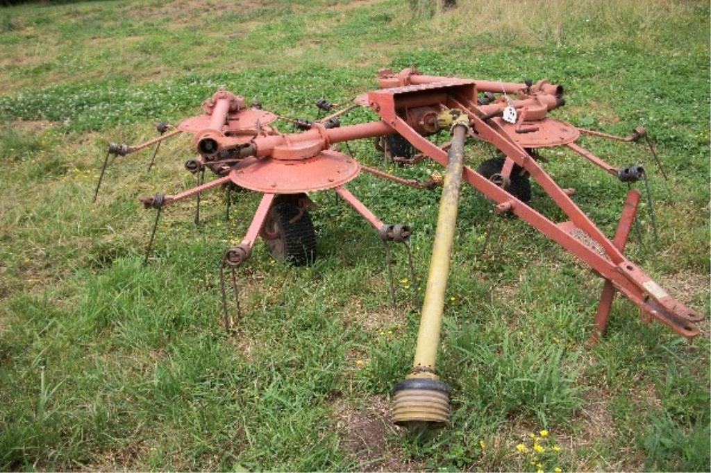 Kuhn 5000T Tedder