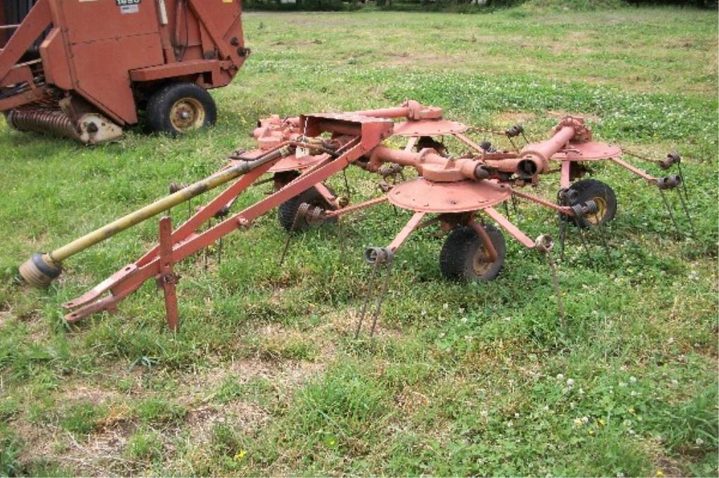 Kuhn 5000T Tedder