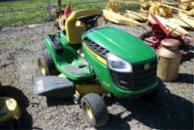 JD D105 Lawn Mower