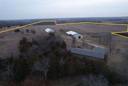 54 ac +/- Homesite with Outbuildings