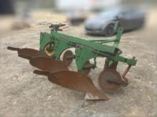 GOOD, HEAVY DUTY, 3 FURROW, 3 PT HITCH MOLDBOARD PLOW