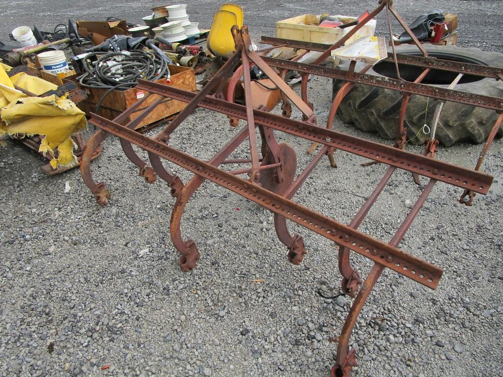 DEARBORN CULTIVATOR