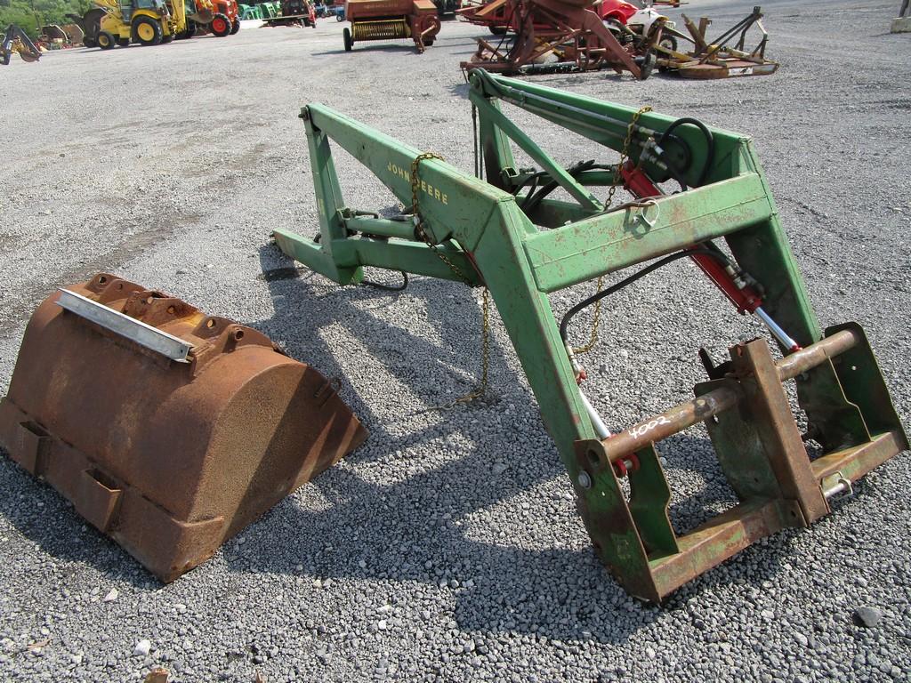 JOHN DEERE 46 LOADER W/ BUCKET + FORKS