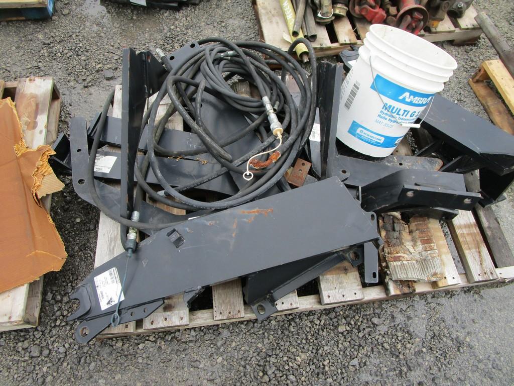 LOADER MOUNTS FORD 5610,6610,7610