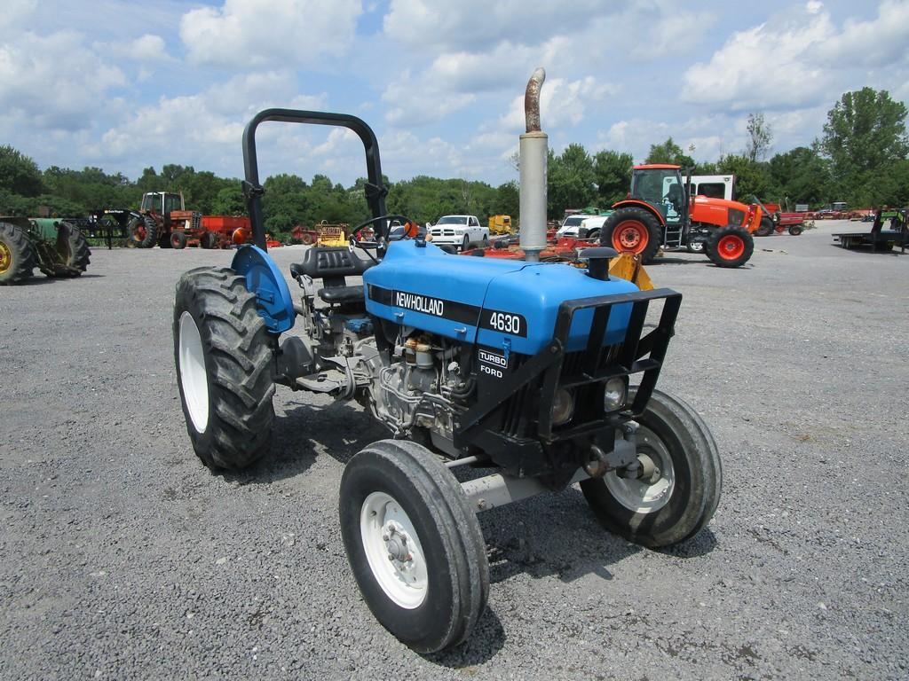 FORD NEW HOLLAND 4630 TRACTOR