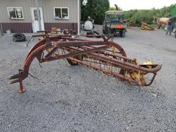 NEW HOLLAND 258 HITCH RAKE